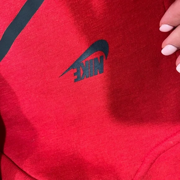 Nike Tech Fleece Full Zip - Picture 3 of 3